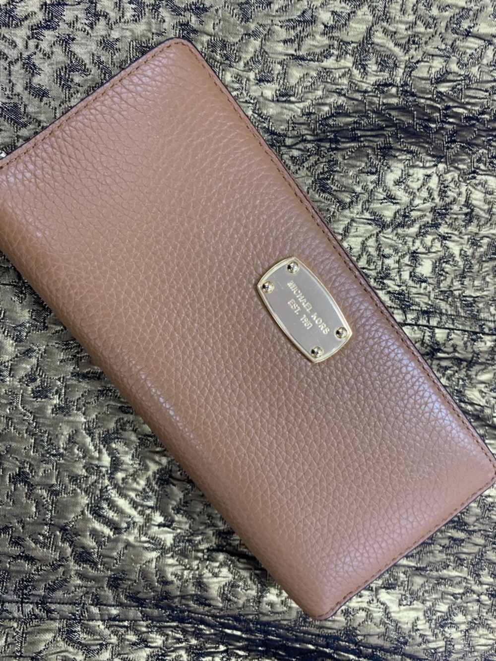 Michael Kors Pebbled Leather Zip Wallet - Mauve Brown - Picture 5 of 8